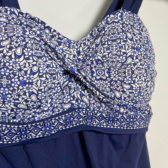 Lands End Swim Dress Underwire Blue White Modest Coastal Grandma  Beach Size 6D - Picture 3 of 9
